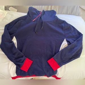 Men’s express pullover size medium